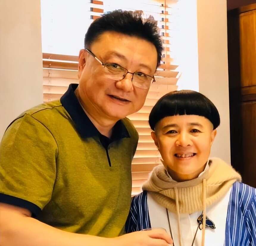 事实证明，56岁“直播卖货”的刘纯燕，已经走上人生另一条大道